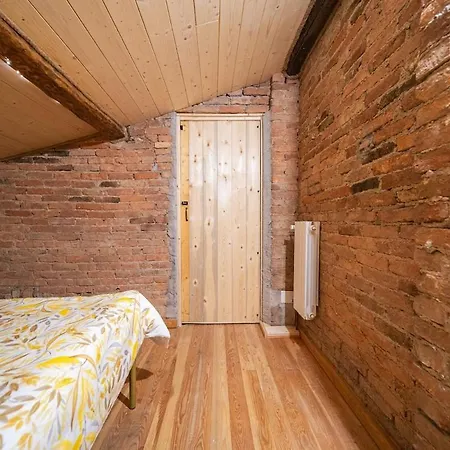 Barn & Bloom Rustico Del 1800