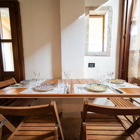 Barn & Bloom Rustico Del 1800 Gasthof